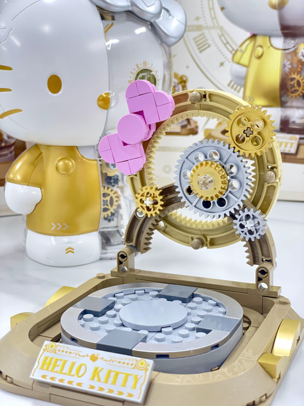 拼插积木_50周年收藏级积木，TOPTOY Hello Kitty白金大体开箱分享-什么 