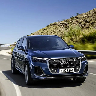 Audi 奥迪 Q7 24款 55 TFSI quattro S line运动型 7座