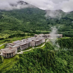 暑假必囤款！都是大热门目的地！悦榕集团西区成都/重庆/九寨沟/西安6店1-2晚通兑（含双早+其他体验等）