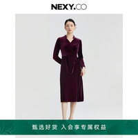 奈蔻2024年秋季新款深玫红色丝绒收腰长袖V领纯色连衣裙 深玫红色