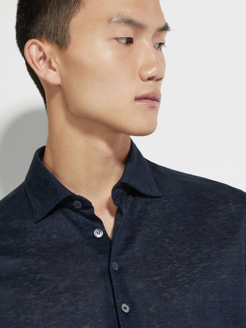 Ermenegildo Zegna杰尼亚（Zegna）24春夏海军蓝亚麻Polo衫