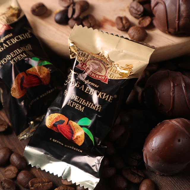 【冰袋】俄罗斯国家馆糖杏仁夹心巧克力糖果9月21日到期