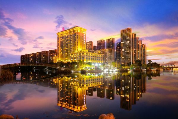 都是品牌高星酒店，品质过硬！全程不加价！金华/台州/温州4店 指定房型1晚通兑（部分含早）