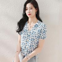春夏洋气印花上衣女款时尚V领碎花短袖针织衫