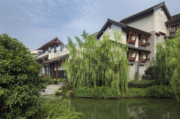 每晚500不到的史低价,与悦榕庄同享一片湿地和部分共区!杭州西溪悦椿度假酒店 豪华大/双床房2晚套餐(含双早+旅拍+餐饮代金券)