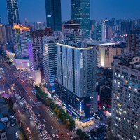 你能想到的长沙打卡点都在附近！华天精选酒店(长沙五一广场IFS国金中心店)  智享赏城景大床房2晚连住含双早套餐