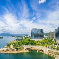 新补货：300+的价格，住105m²湖景亲子套房，早餐也是3人份！千岛湖绿城蓝湾度假酒店 湖景亲子套房1晚（含3早+鱼头抵用券+双人环湖骑行）