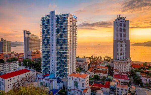 国庆周末寒假不加价!二线海景性价比更高!越南芽庄TUI BLUE Nha Trang 海景大床一室房1晚含双早