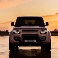 Land Rover 路虎 卫士 25款 130 3.0T 400PS Outbound Edition