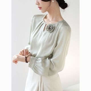 安雁法式复古玫瑰花缎面衬衫女2024春季温柔洋气珍珠垂感上衣