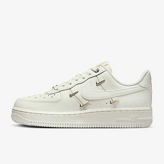 NIKE 耐克 女鞋Air Force 1 AF1 白金四钩 空军一号低帮板鞋FV3654-