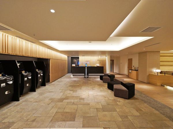 近JR，步行可达鸭川！红叶季末尾平日不加价！日本京都九条岐山高级酒店 标准双床房1晚（可免费携带1名12岁及以下儿童）