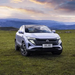 NISSAN 东风日产 逍客 25款 荣誉版 2.0L XV+ 领先版