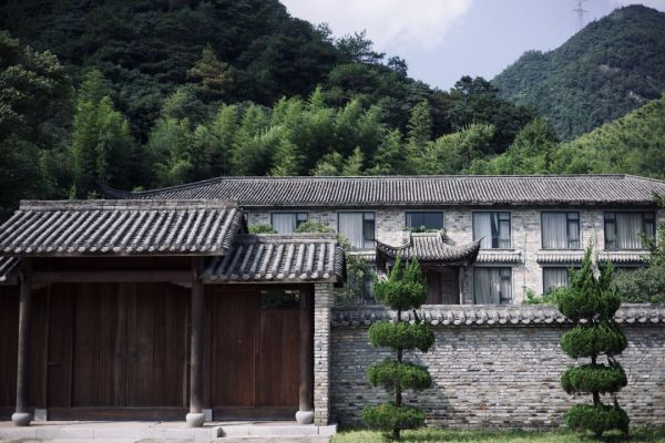 冬天该泡温泉了!来个高质量私汤!宁海汉雅开元温泉度假酒店 山景温泉间1晚+含早+私汤温泉+迷你吧+国风手作等