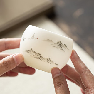 金镶玉吕承明老师手绘 羊脂玉瓷主人杯 单杯品茗杯国风手绘喝茶茶具礼盒 吕承明羊脂玉瓷归鹤主人杯