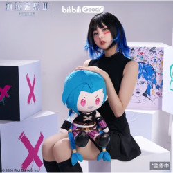 BilibiliGoods 超电文化 x 英雄联盟双城之战jinx金克丝坐姿毛绒玩偶