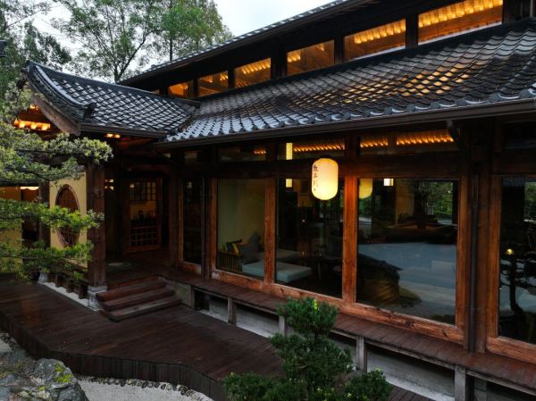 成都周边游有福了!冬季去泡汤,还可拆分!四川芷筑酒店集团曾家山/青城山/峨眉山3店 2晚可拆分通兑 (含双早+温泉泡池)