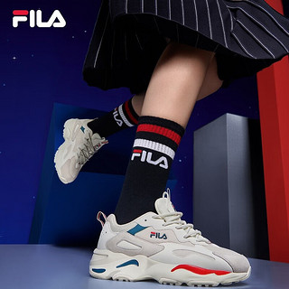 FILA 斐乐TRACER 女子老爹鞋2024秋透气休闲百搭网面跑步鞋 微白/火红-F-WR 38.5