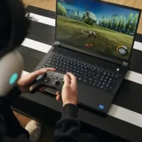 Alienware m18R2新旗舰2K高刷