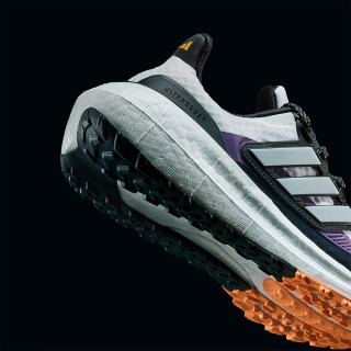 adidas ULTRABOOST LIGHT C.RDY 随心畅跑步鞋 IE1678