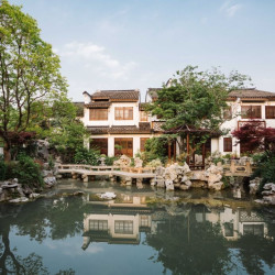 有点东西，独占整座古镇却只有24间房！无锡巡塘书香府邸酒店 雅致套房1晚套餐（含双早+首轮迷你吧+欢迎水果+香牌制作/古镇导览等）