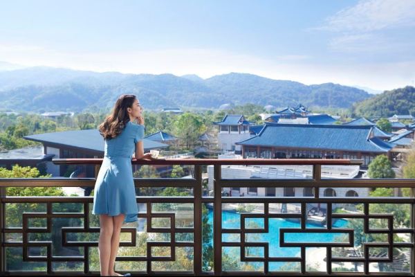来国宾馆泡温泉，WATG设计的！280万+㎡自带博物馆！广州从都国际庄园1晚109m²套房+含早+下午茶+温泉+迷你吧等