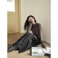 蓝色短款半高领毛绒针织毛衣女2024秋冬修身圆领打底衫