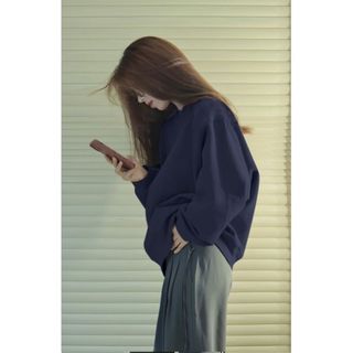 韩都衣舍AMH藏蓝色加绒圆领卫衣女秋冬季多巴胺宽松无帽长袖上衣