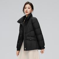 雪中飞 SNOWFLYING【都市休闲】女式短款立领羽绒服经典百搭秋冬户外简约纯色外套女