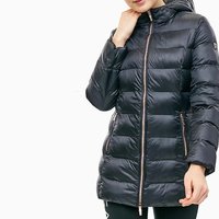 Emporio Armani阿玛尼女士羽绒服简约日常外出百搭使用