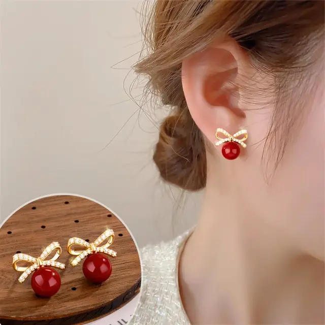 红色珠子蝴蝶结耳钉银针2024新年高级感小众设计耳饰耳环