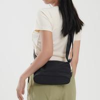 都宝路 dubaolu 女士简约多隔层斜挎单肩包