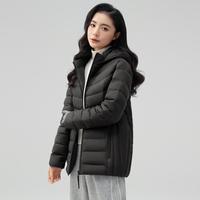 冬季保暖轻薄连帽羽绒服女百搭休闲舒适短款女式羽绒服