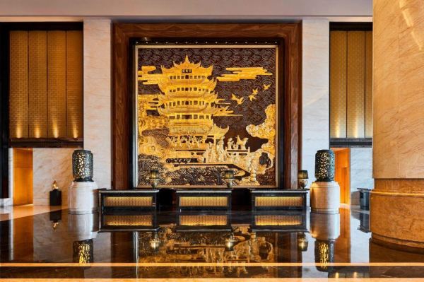 春节不加价!500+住一线江景!武汉富力威斯汀酒店 豪华房2晚连住含双早
