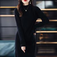 秋冬季女士时尚高级感气质长袖修身显瘦百搭圆领针织连衣裙
