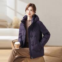 雪中飞 SNOWFLYING【甄选鸭绒】女式短款可脱卸帽保暖国风花纹羽绒服中老年装