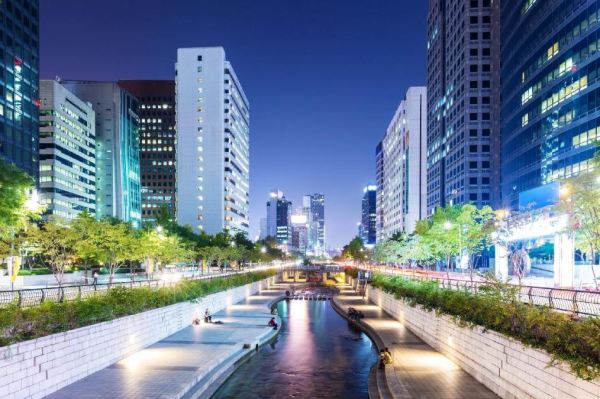 近东大门,逛街党友好!韩国首尔东大门诺富特大使酒店 标准房,配备1张大床1晚