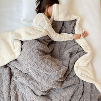 雅鹿塔芙绒毛毯冬季加厚珊瑚绒小毯子办公室披肩午睡毯床上用沙发盖毯 塔芙-深灰【羊羔绒毯】 70x100cm午睡毯【柔软舒适】
