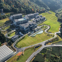 周末春节不加价，含一份下午茶+午餐+晚餐！杭州西坞雷迪森庄园 竹隐•双床房2晚连住（含双早等餐食权益）