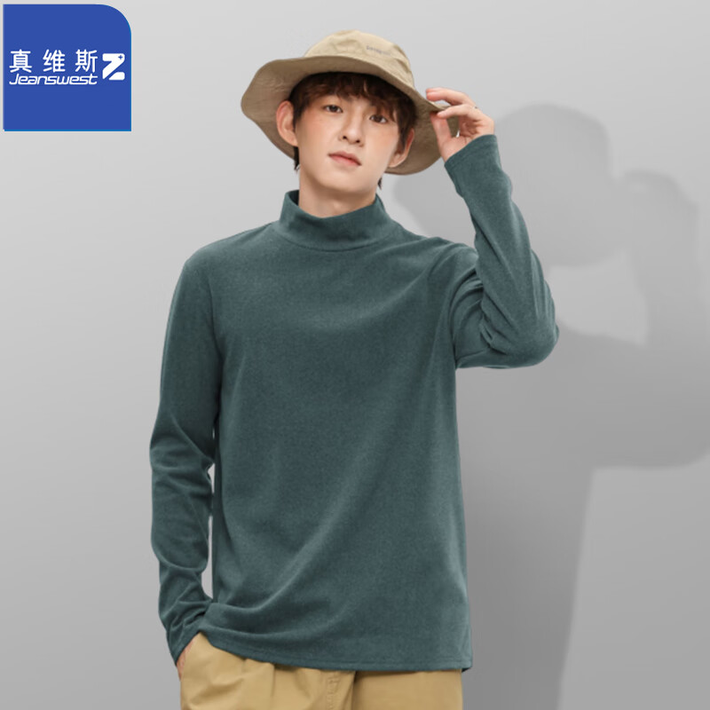 墨绿色