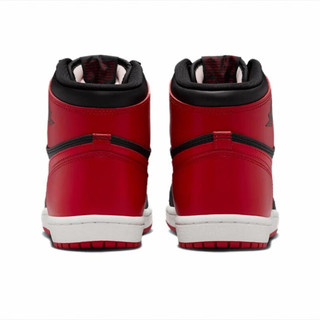 耐克（NIKE）Air Jordan 1 High男款红黑减震防滑耐磨复古高帮休闲运动篮球鞋 HV6674-067黑红 40 (250mm)