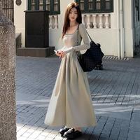 法式气质收腰长袖针织连衣裙女2025春季方领显瘦a字拼接长裙