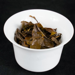 香彻 福建白茶 陈香系高山贡眉传统大茶饼礼盒 品质茶饼 密封袋