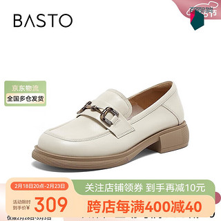 BASTO 24春季简约金属扣乐福鞋粗跟女单鞋CB103AA4 米白色 38