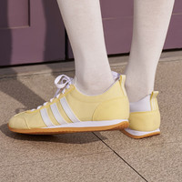 adidas 轻运动 运动鞋