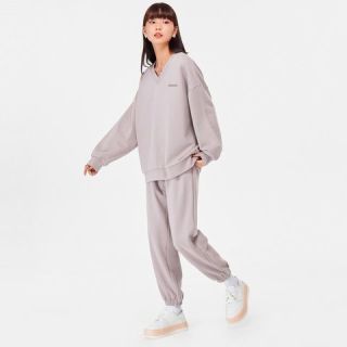 A21 22秋季女装高级感运动套装宽松v领卫衣卫裤两件套休闲