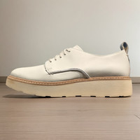 Clarks【京东奥莱】秋季百搭韩版休闲粗跟系带英伦风女士仙踪漫步休闲鞋 261502234