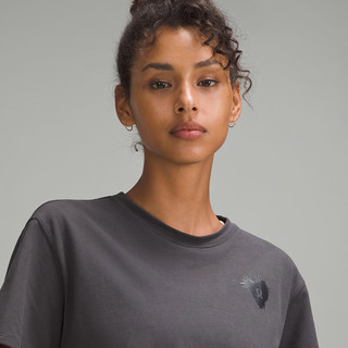 露露乐蒙lululemon丨Brushed 女士拉绒高克重棉混纺 T 恤*Foil LW3HUQS 石墨灰 XL /12
