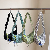 墨缇户外背包ins棋盘格包包女2023新款时尚休闲百搭饺子包单肩斜挎包