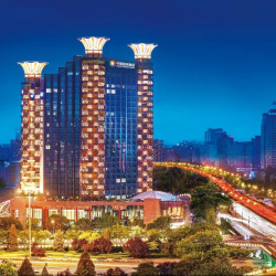 朝阳区核心地带，步行可达国际展览中心！北京维景国际大酒店 标准房1晚+双早